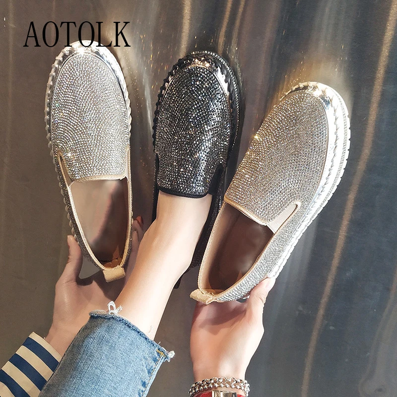 Лоферы женские на платформе повседневная обувь плоской подошве со стразами без