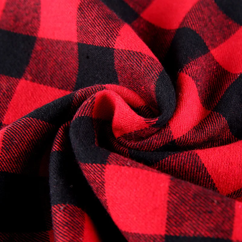 

Classic Red Black Plaid Pet Dog Bandana Cat Puppy Kerchief Pet Grooming Accessories Pet Neckerchief Scarf Dog Saliva Towel