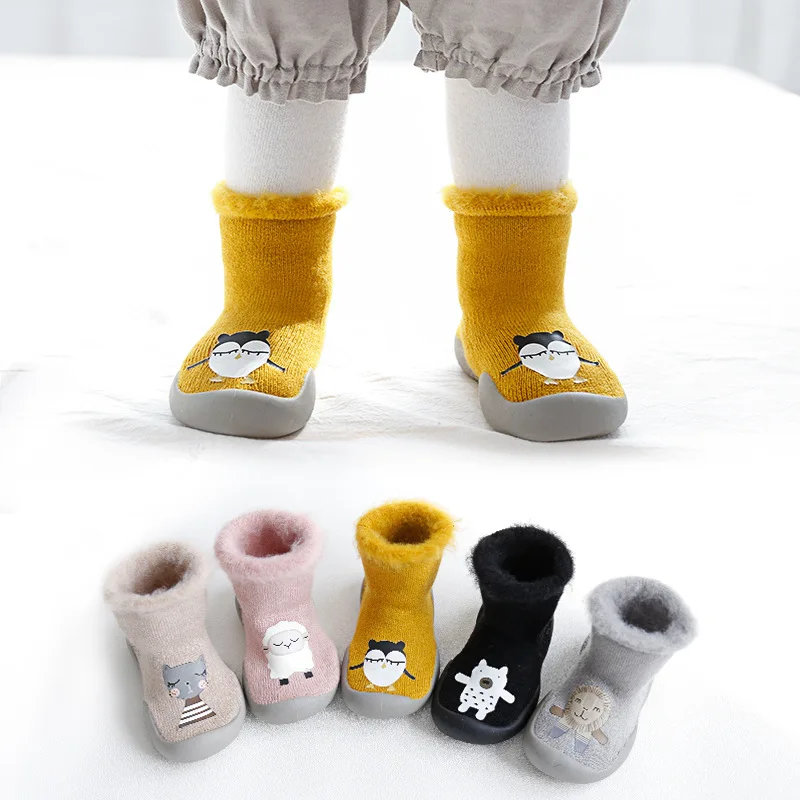 

Baby Kids' Winter First Shoes Uniex Walkers Girls Boys Soft Rubber Soles Sock Shoes Toddler Warm Booties Non-Slips Floor Shoes