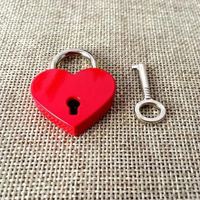 Красный Висячий замок на День святого Валентина винтажный персонализированный