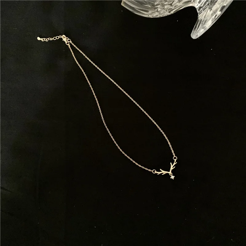 Классические Элегантные оленьих рогов Стразы инкрустированные ожерелье кулон в