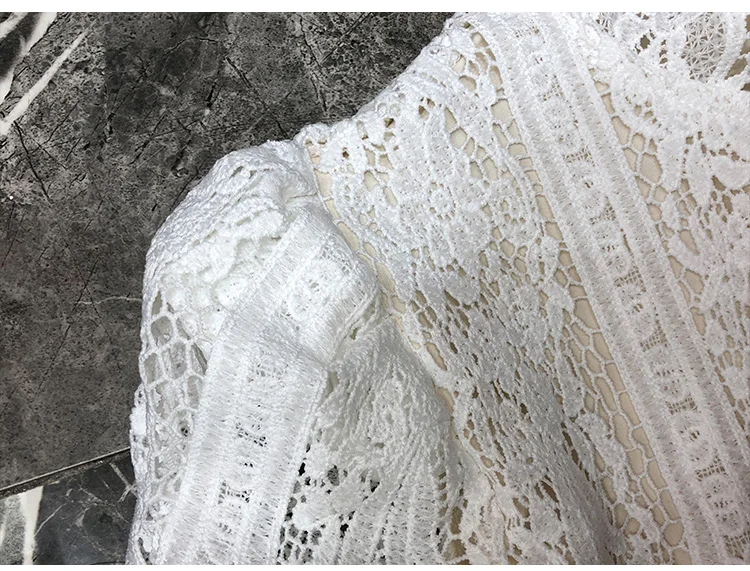 

2021 Early Autumn New Women's Suit Lace Lantern Sleeve Pullover Shirt Long Sleeve Blouse Hip Mini Skirt White Two-Piece Set