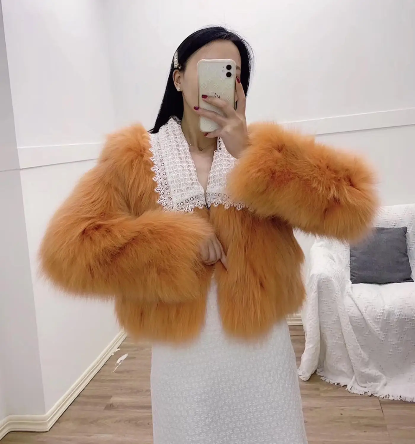 

Женское короткое пальто со съемным кружевным воротником, Осень-зима 2020