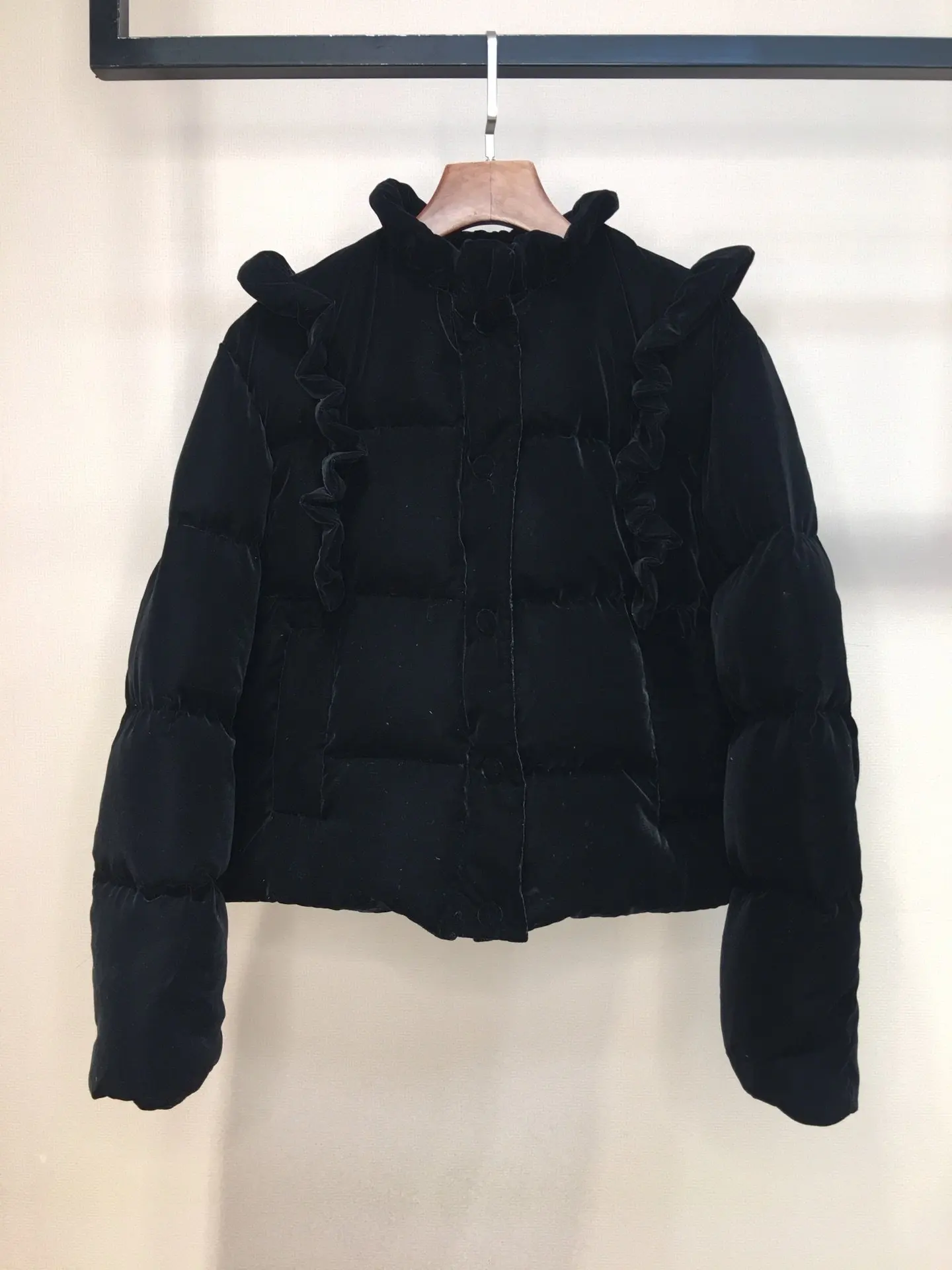 

New Ladies 2021 High Quality Fashion Long Sleeve Stand Collar Down Jacket with Wooden Ears 1130