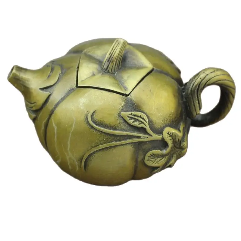 

Home Decoration of Brass Bottle Leaf Wine Bottle