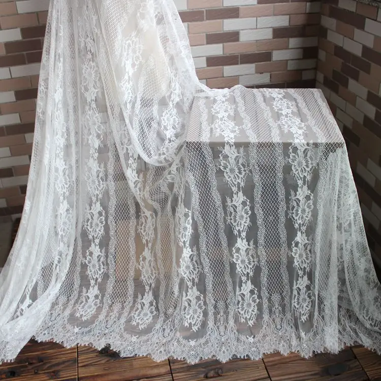 

Subtle & Delicate Quality Assurance Wedding Lace Fabric Material Off White Black 1Piece 1.5x3M