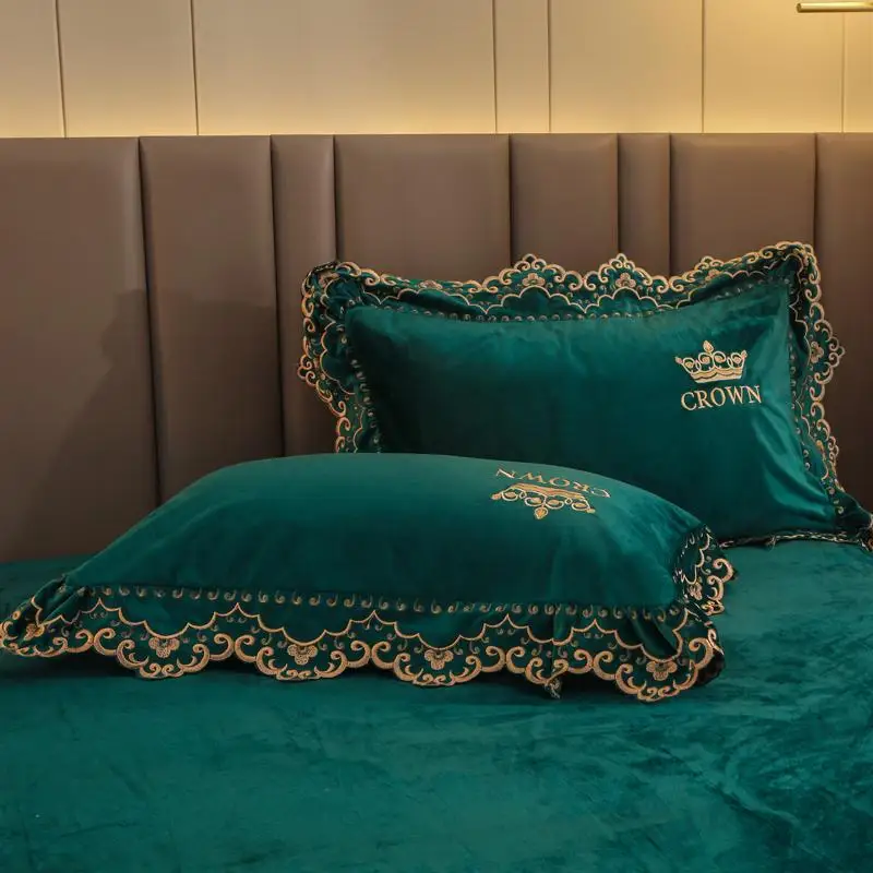 43 Crown Embroidery Winter Velvet Flannel Fleece Lace Bedding set Duvet Cover Bed Linen Fitted Sheet Pillowcases Queen King | Дом и сад