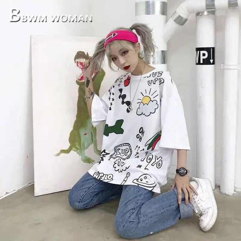 Женская футболка с фруктовым принтом авокадо зеленая круглым вырезом в стиле