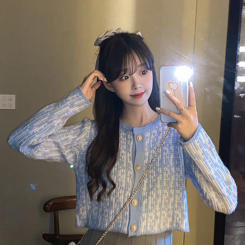 

Autumn 2020 new Korea high waist short soft top women's coat small fragrance thin long sleeve knitted cardigan