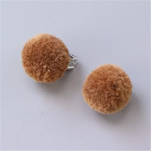 Coffee UNWE 1 пара серьга в виде клипсы не прокалываются клипсы для ушей милая леди/девушки Помпон Мяч невидимая Подушка ушные клипсы для изящных детей - Окраска металла: Coffee