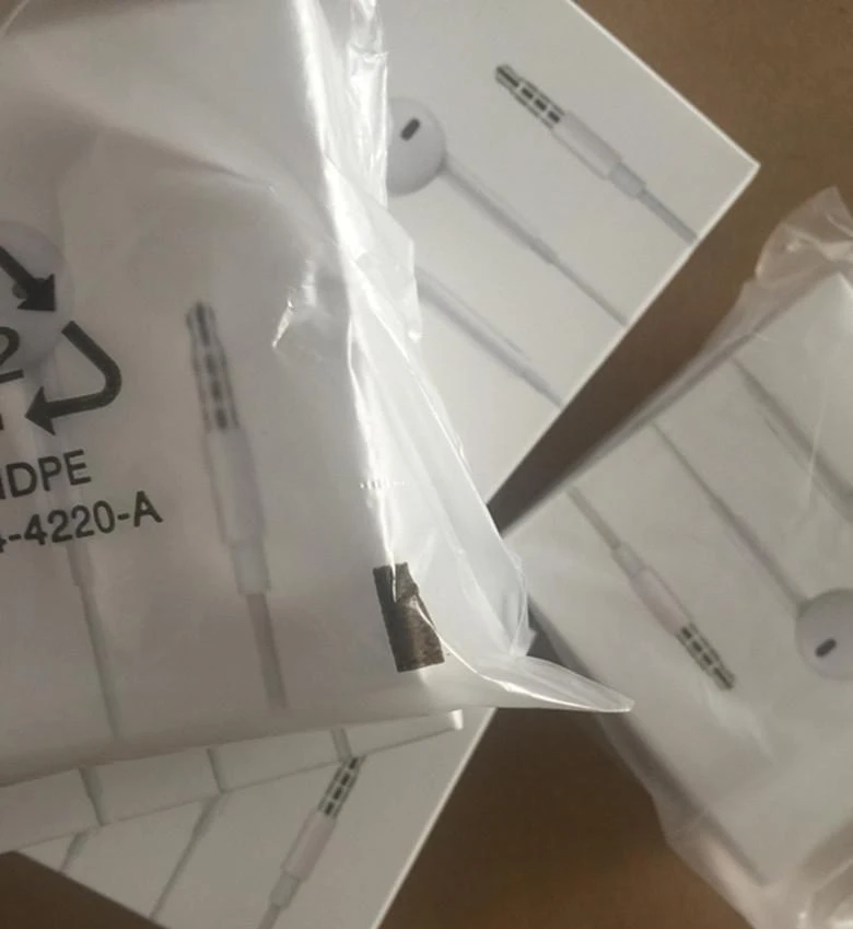 

10pcs/lot OEM Quality 3.5mm Headset In Ear Headphones Earphone with Remote Mic for i 5S 6 6S Plus with Retail box