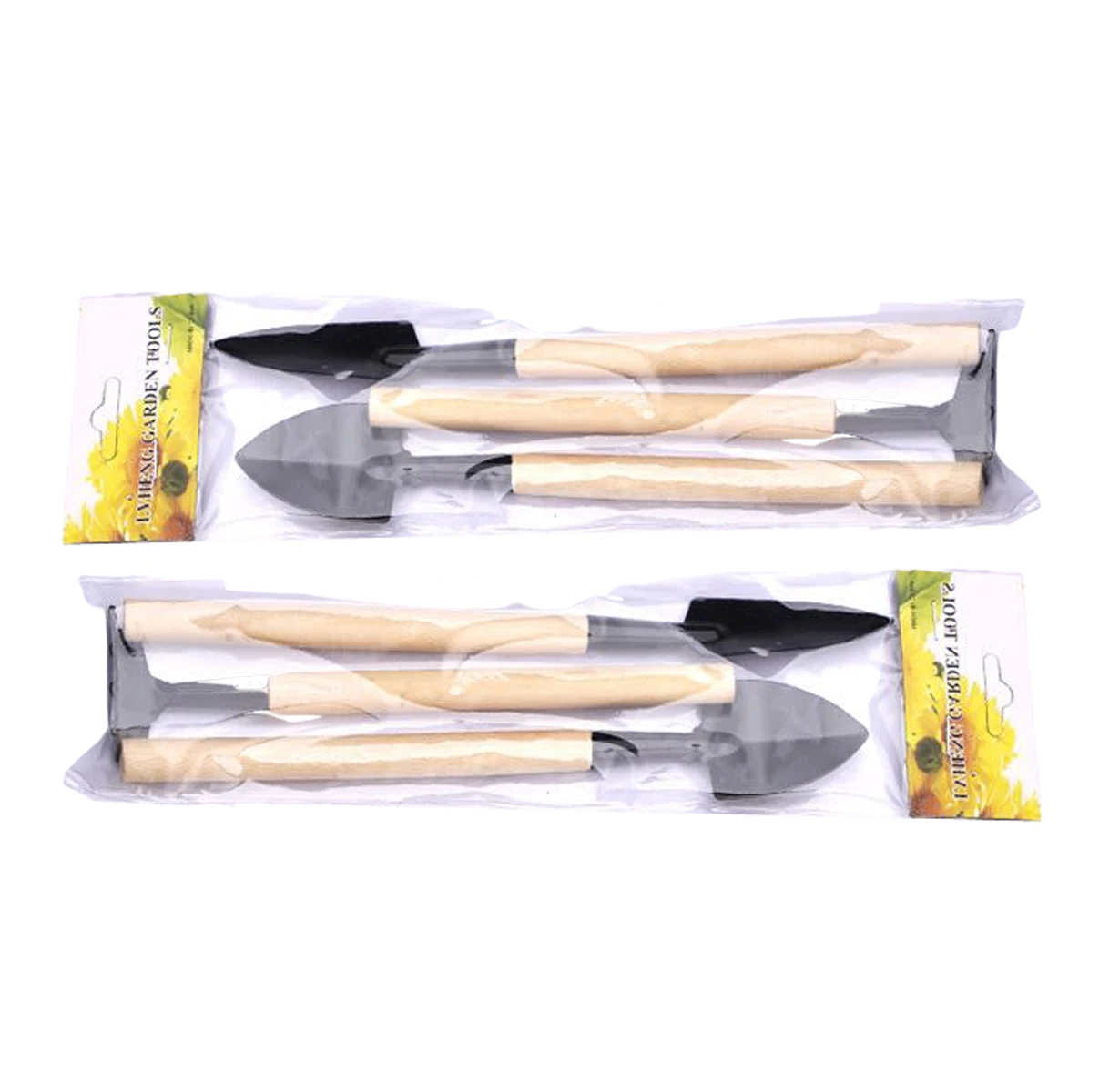 Набор садовых инструментов из трех предметов |