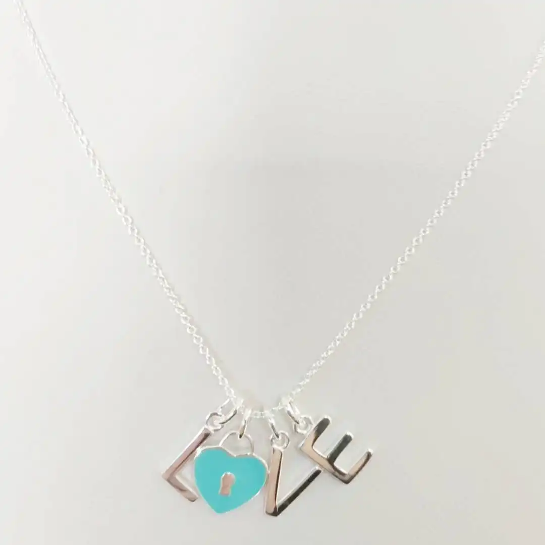 

S925 Silver Necklace Classic Fashion Popular Letter LOVE Pendant Lady Necklace Valentine's Day Holiday Gift