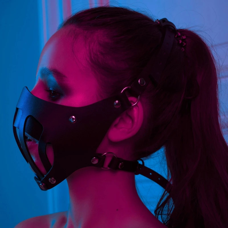 573C маска БДСМ Панк Черная кожа полые лицо рандаш бондаж фиксация Хэллоуин