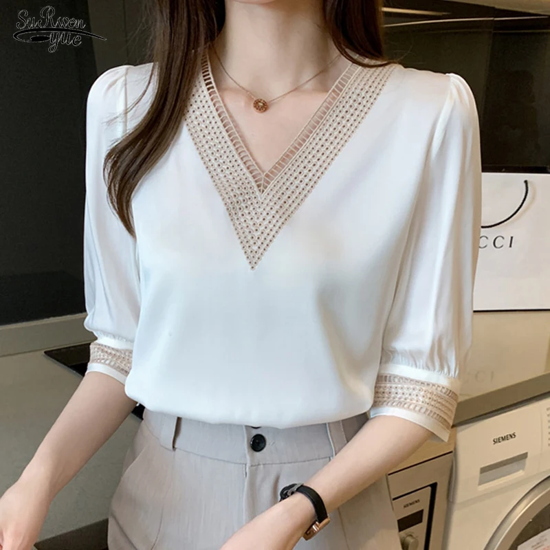 

Short Sleeve White Women Blouse Tops V-Neck Chiffon Shirt Women Solid Color Female Clothing Blusas Mujer De Moda 2021 13367