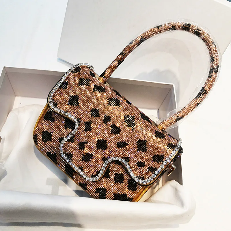

Women 2021 Spring New Trendy Diamond Cute Single Shoulder Messenger Bag Flashing Diamond Rhinestone Handbag Luxury Designer Bags