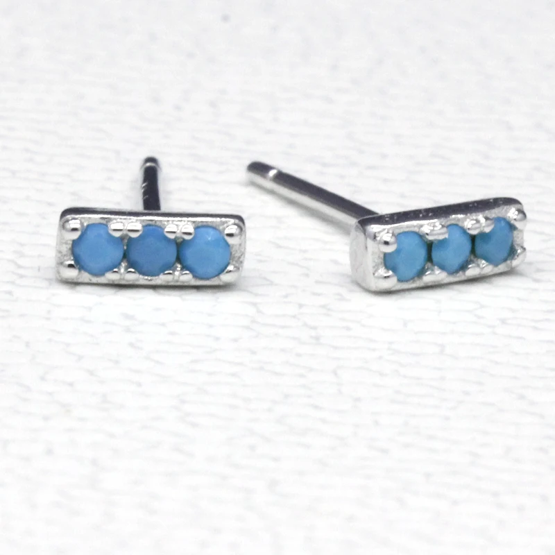 Серьги гвоздики из серебра 925 пробы с голубым камнем|Серьги-гвоздики| |