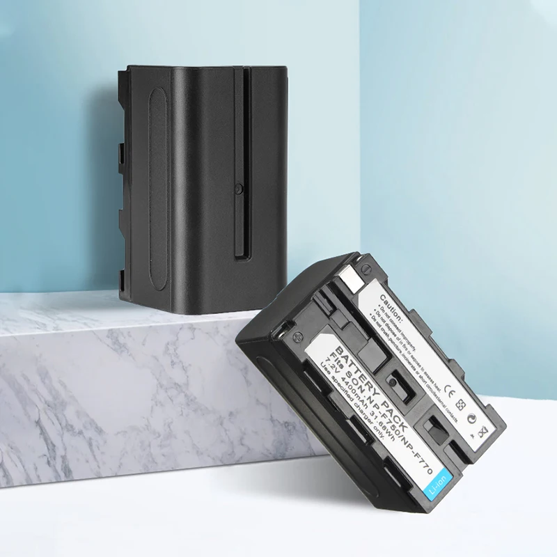 Новинка аккумулятор для фотоаппарата NP-F750 NP-F770 4400 мАч + двойное зарядное