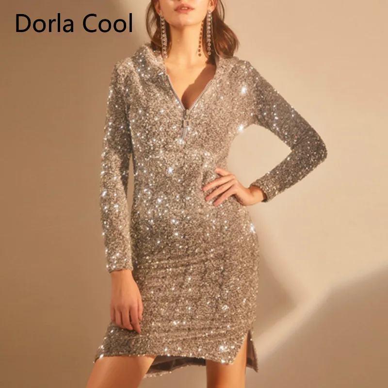 Женское дизайнерское платье с капюшоном роскошное стильное и блестками