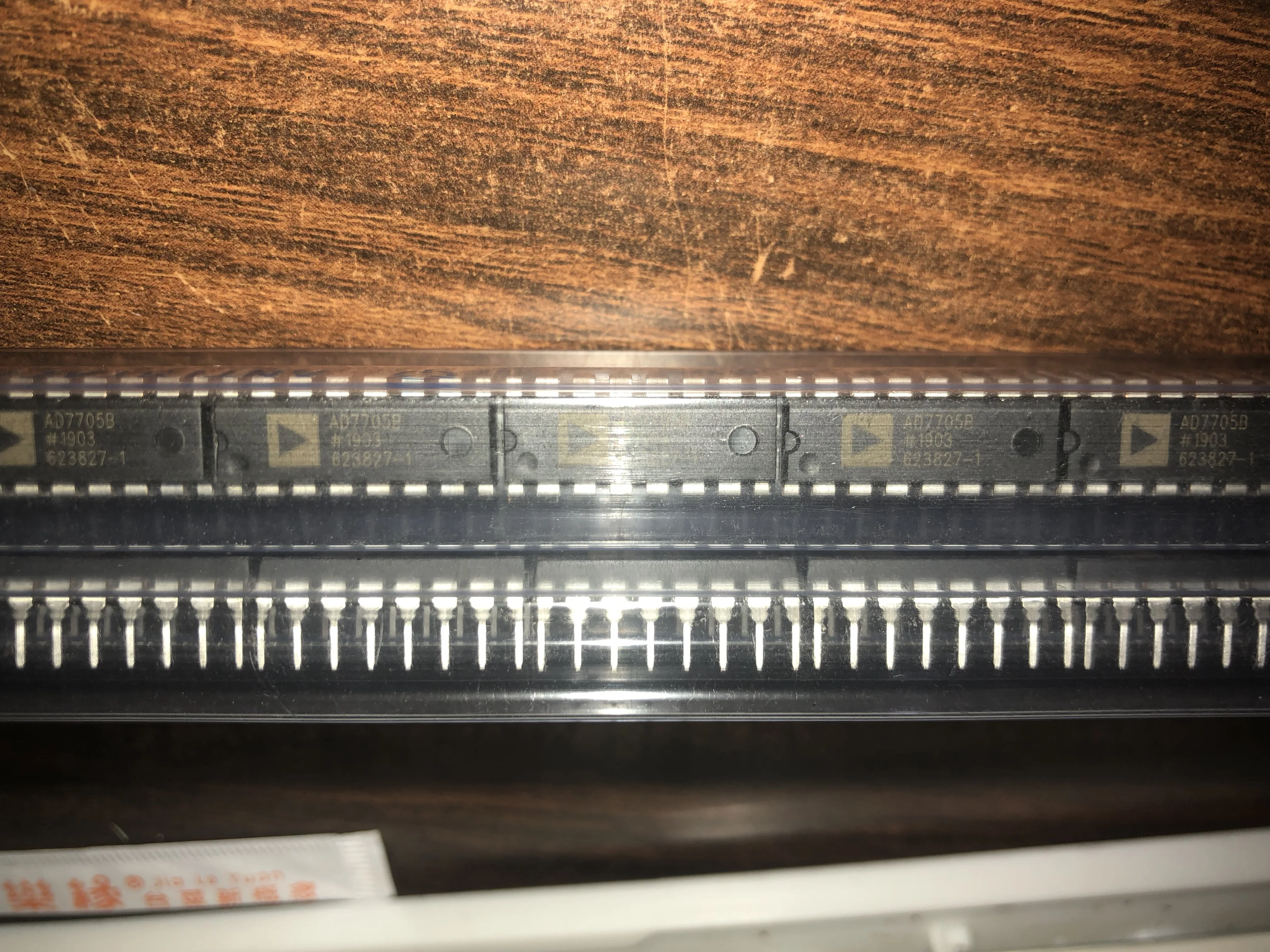

AD7705BN AD7705B IC DIP/16