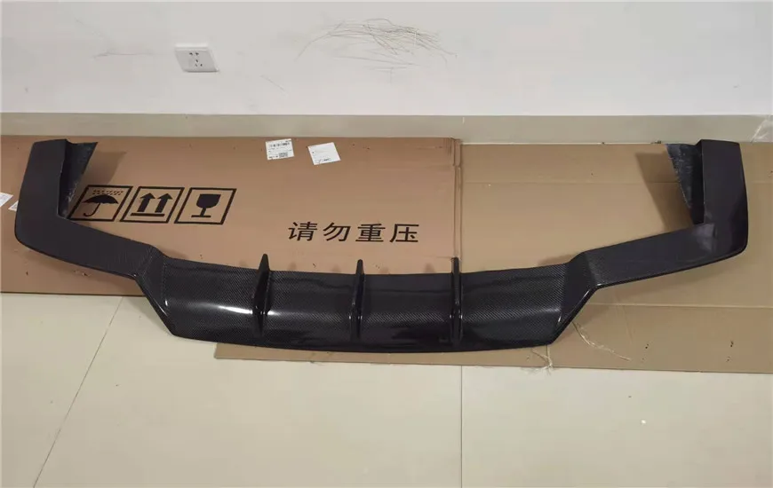 Передний бампер для губ из углеродного волокна боковая юбка тела фонарь Maserati