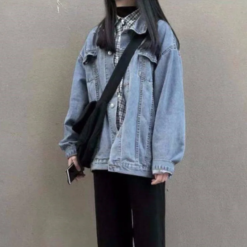 Женская джинсовая куртка в стиле бойфренд свободного покроя |