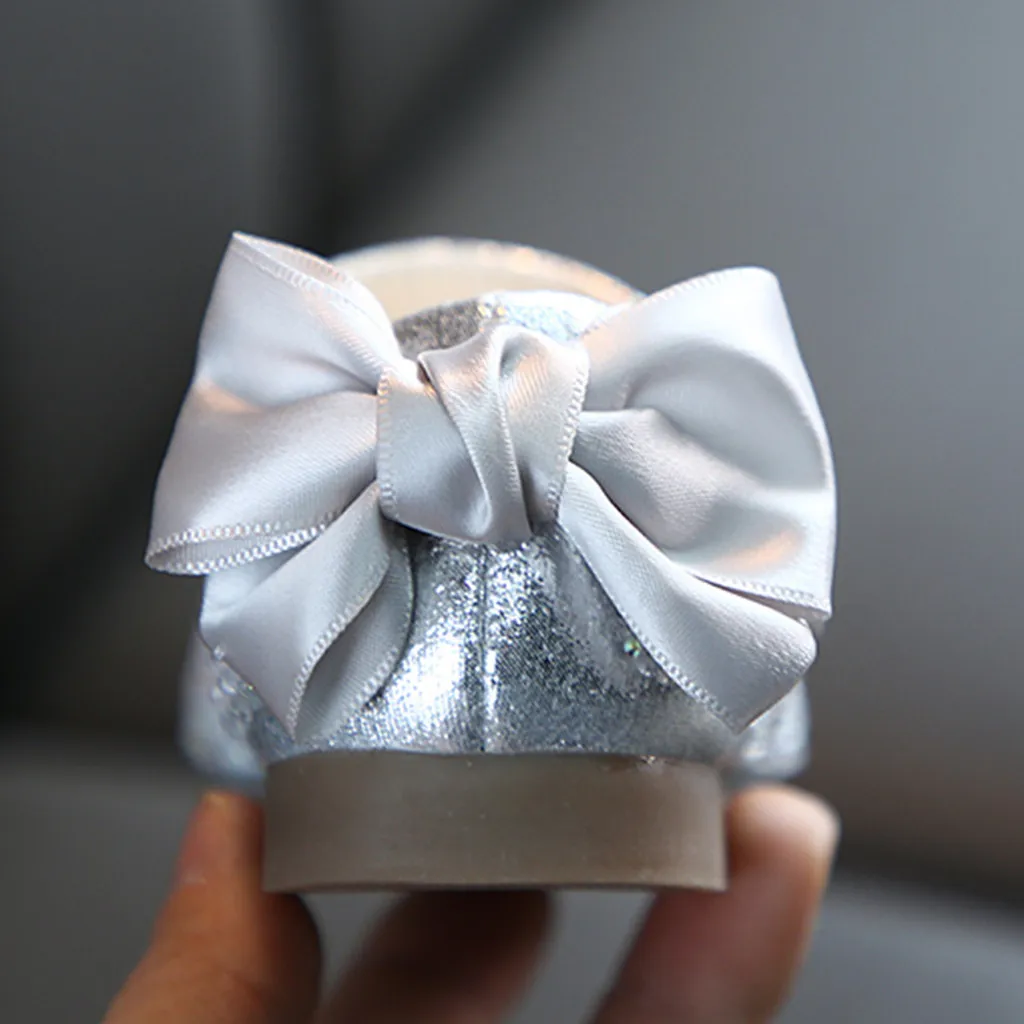 

2020 Summer New Girl Rhineston Sandals Kids Child Luxury Bling Leather Princess Sandals Party Shoe For Girl Dress shoes Mocassin