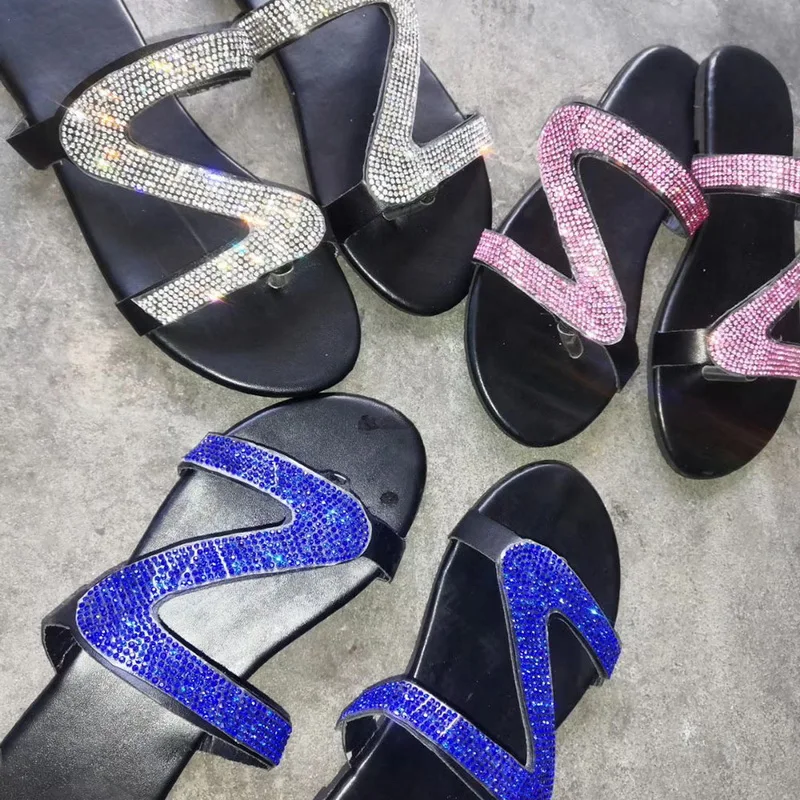 

Women Summer Flat Bling Slippers Transparent Soft Shoes Female Flip Flops Sandals Outdoor Beach Slides Plus Size Dropshipping
