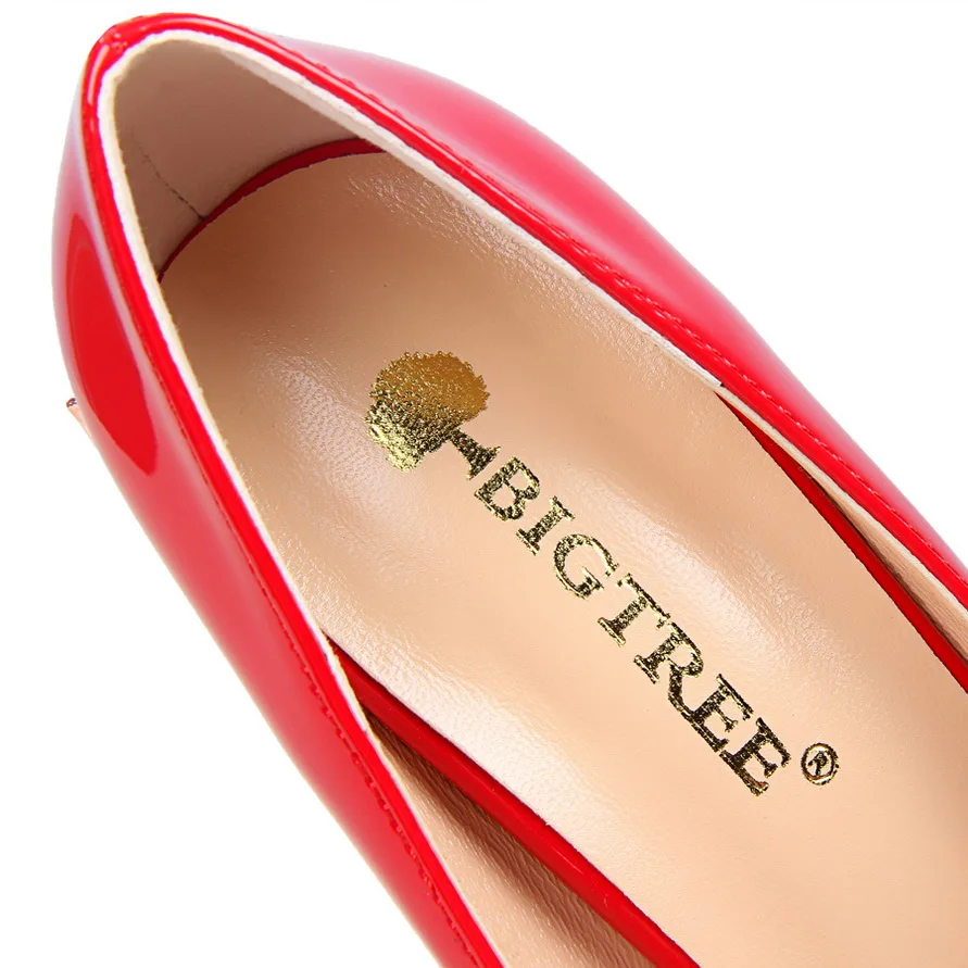 Женские свадебные туфли с острым носком на высоком каблуке золотого и