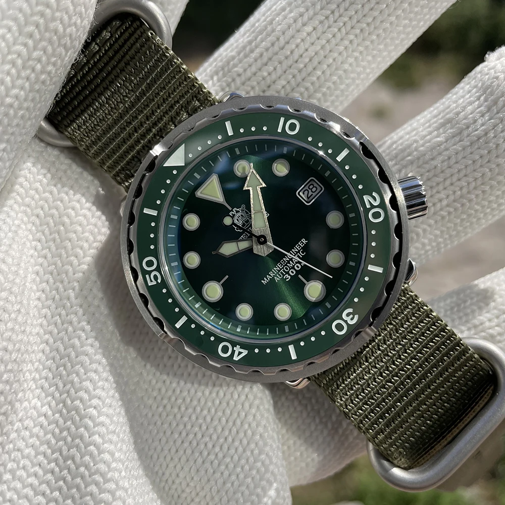 

STEELDIVE SD1975 Men Design 300M Waterproof 47.5MM Steel Case Green Dial NH35 Automatic Ceramic Bezel Dive Watch Tuna with Date