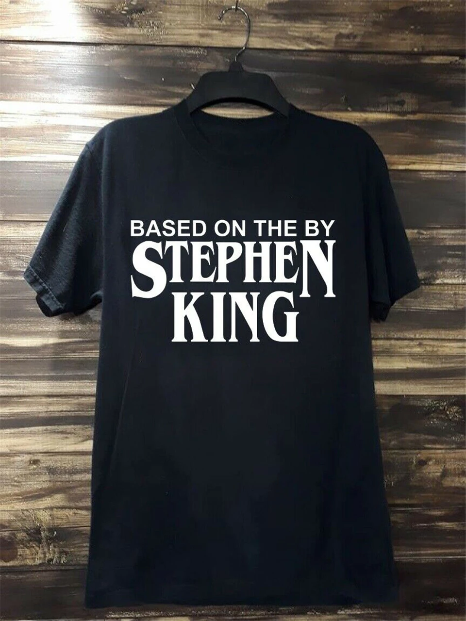 На основе Стивен Кинг классическая черная футболка подарок на Хэллоуин для