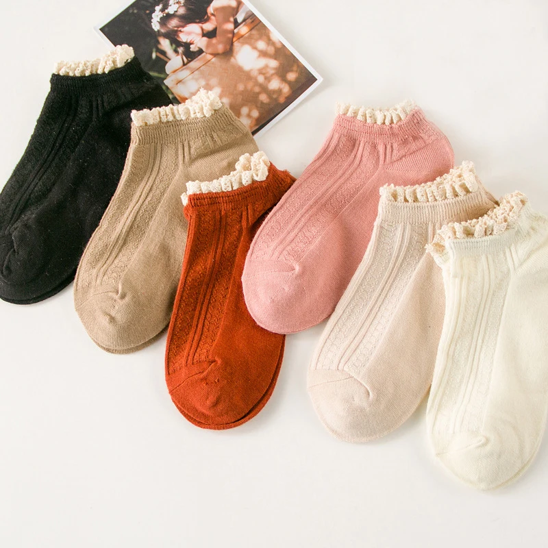 

Women Socks Casual Style Lace Soft Cozy Socks Harajuku Ladies Girls Pure Candy Color Cotton Skateboard Short Ankle Socks Hose