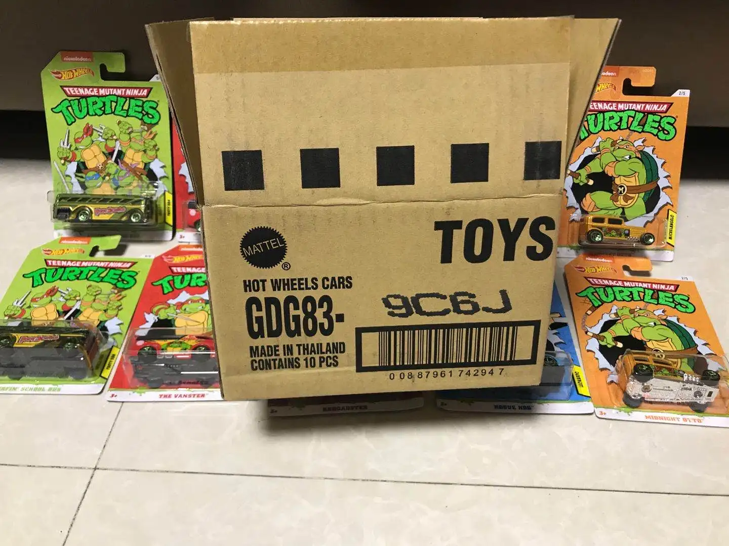 

Wind and fire wheel entertainment theme car series gdg83 one box two sets of original boxes