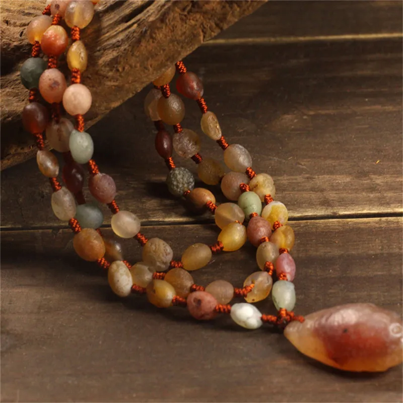 

68 CM long Necklace For Women Nature Stone Agates 8-10 MM By Hand Made Red Pendant Really Color Not Dyed Good Quality