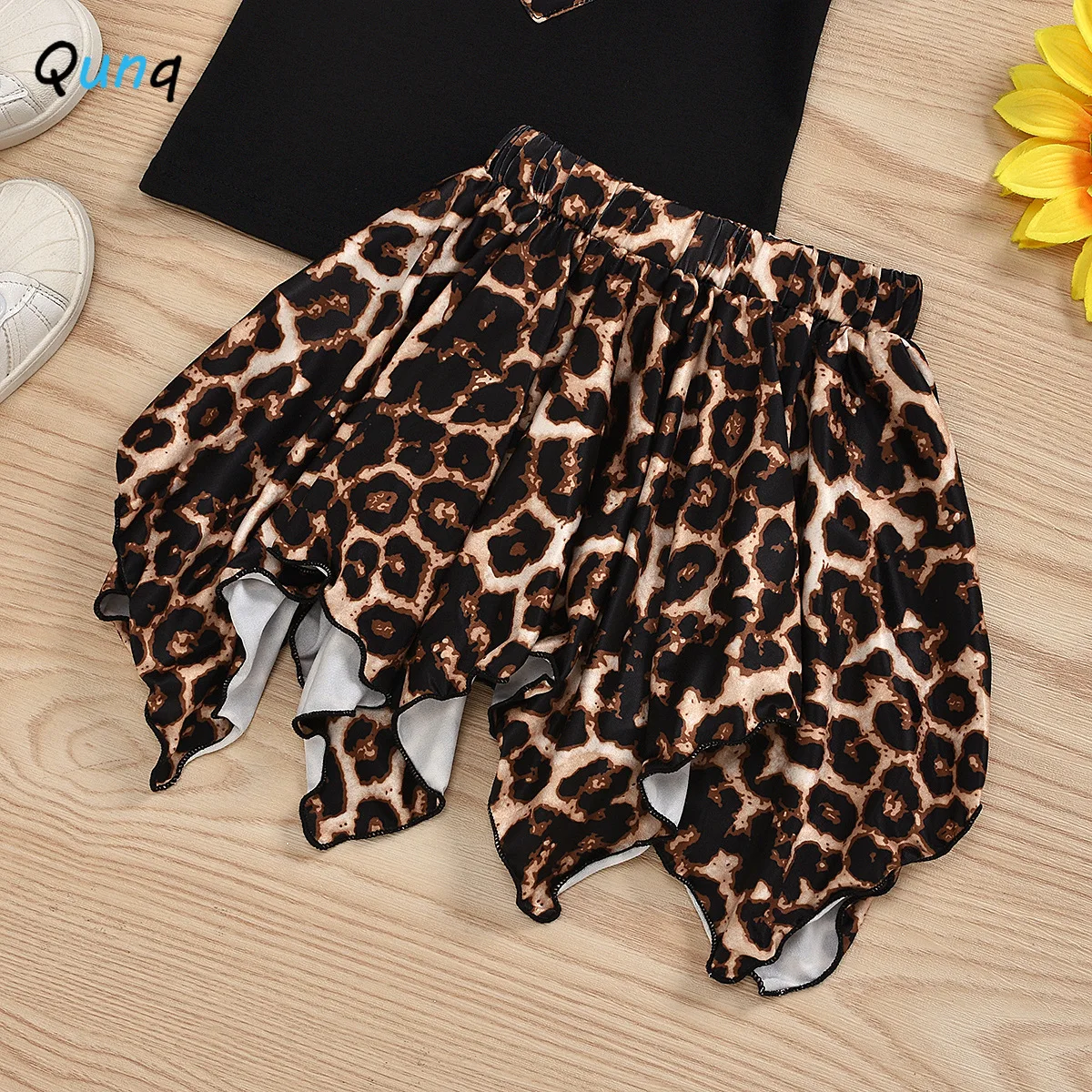 

Qunq Summer Girls Suits Black Heart T-shirt + Leopard Skirt Two Piece Kids Clothes for Girl 2021 New Arrival Casual Children Set