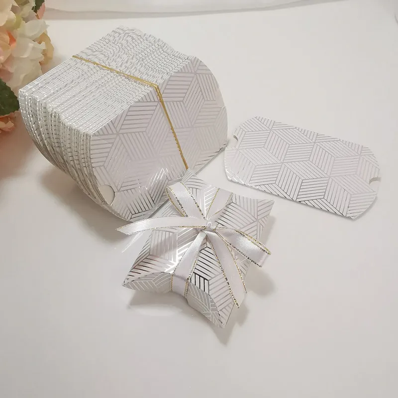 

50pcs Gift Box Dragees Bonbonniere Pillow Shape Birthday Packaging Party Boxes Sweet Wedding Favor Baby Shower Candy Cookies