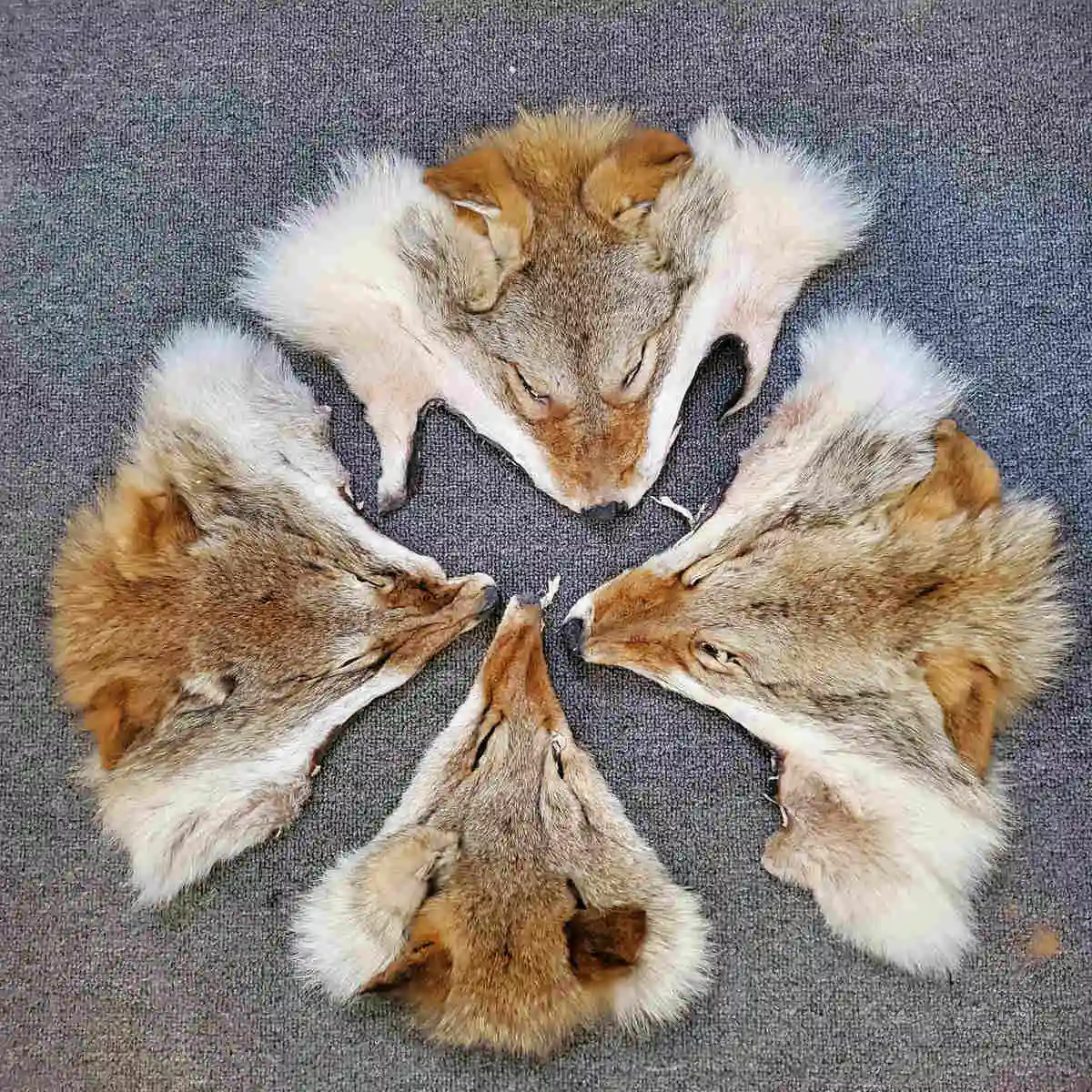 Украшение сделай сам из меха Койот | Дом и сад