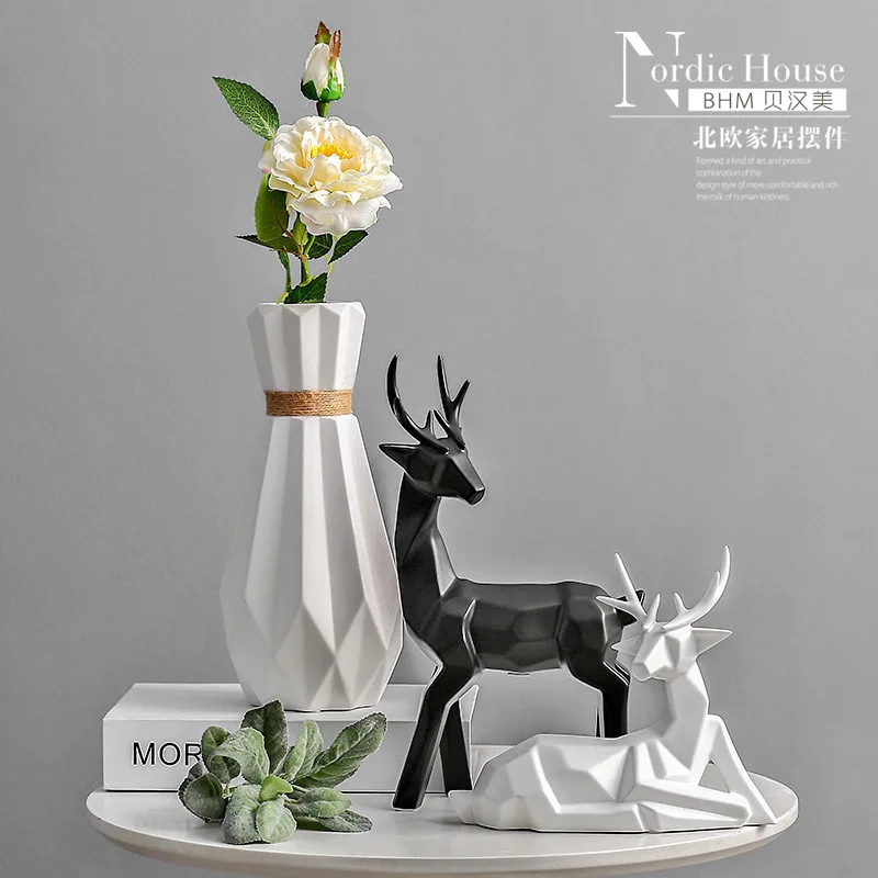 

Creative Temperament Connotation Home Decoration Accessories Figurines Deer Decoration Vase Ceramic Crafts