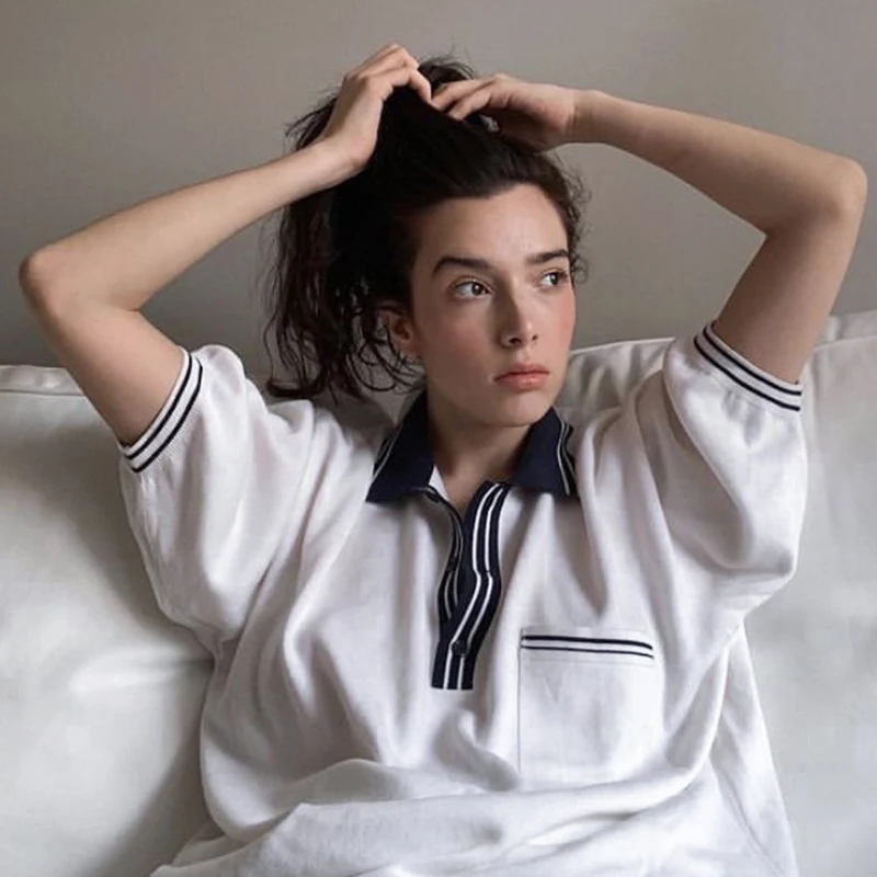 

Футболка женская оверсайз с воротником-поло, мягкий хлопок, модная свободная футболка в студенческом стиле, Однотонная рубашка, лето 2021