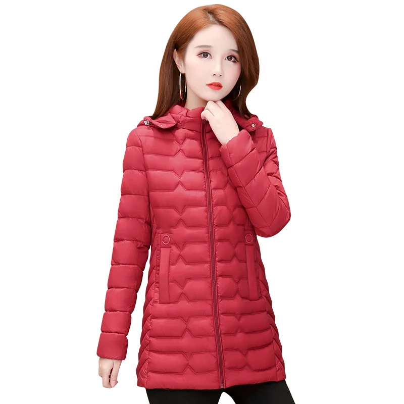 

Down jacket cotton padded jacket women's short style 2020 winter new loose and thin work clothes small and thick cotton padded