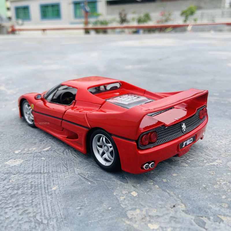 Bburago 1:24 Феррари F50 коллекция авторизованный производителем моделирование брелок