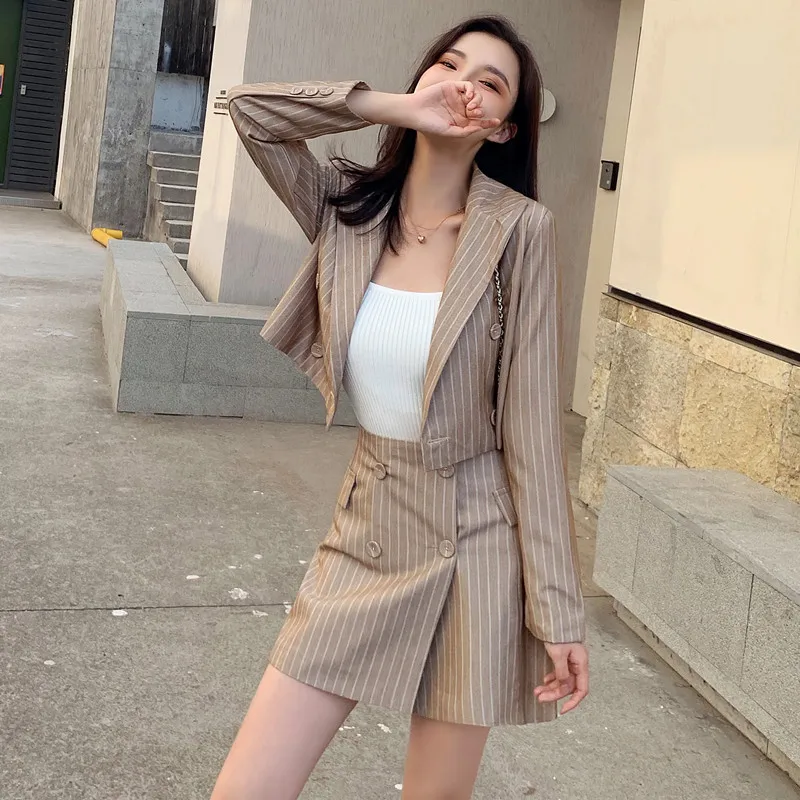 Женская одежда с отложным воротником и длинными рукавами в западном стиле топ