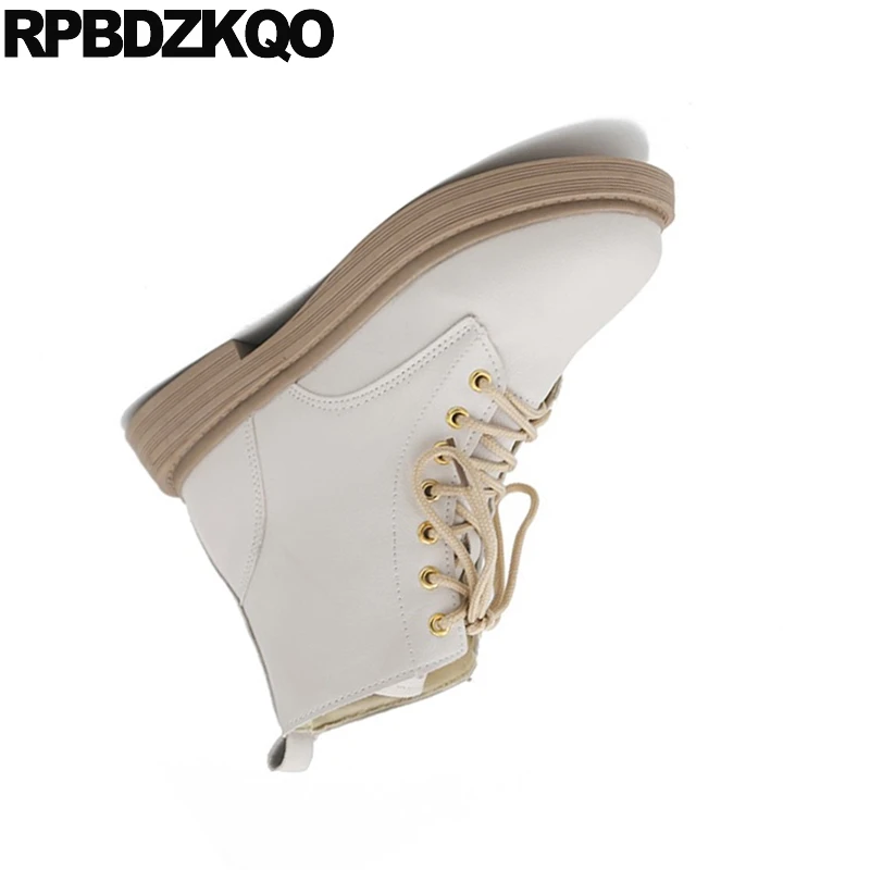 Женские ботинки на шнуровке черные водонепроницаемые ботильоны с круглым носком