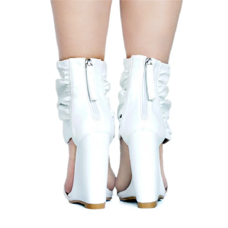 Оригинал Новые элегантные женские босоножки Красивые белые на танкетке с