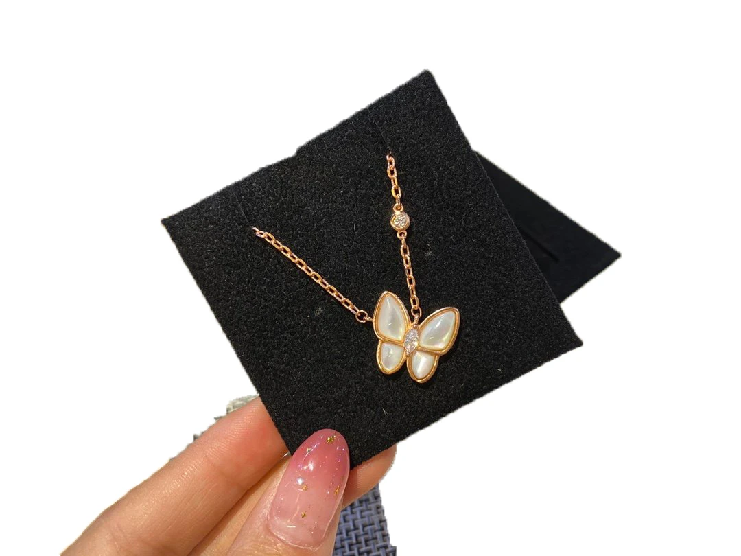 

Brand Brand Butterfly White Fritillaria Necklace Selection Necklace With Pendant On Both Sides, Exquisite And Lovely Banquet