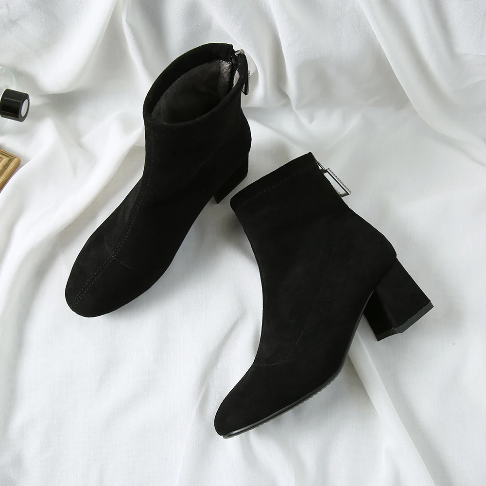Женские Эластичные ботильоны на высоком массивном каблуке с острым носком |
