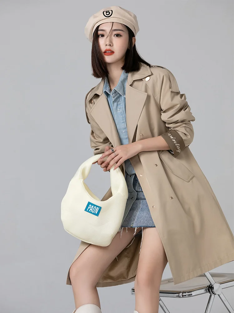 

Windbreaker women's middle long small men are in the spring autumn of 2021. The new color contrast Korean style