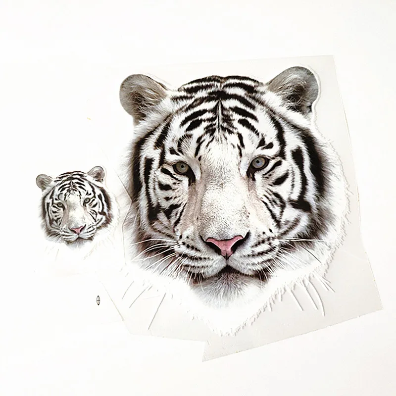 Белая футболка с принтом головы тигра женская утюга на нашивках для одежды