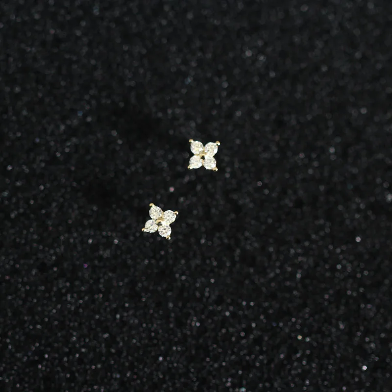 Женские серьги-гвоздики с кристаллами 14 к | Украшения и аксессуары