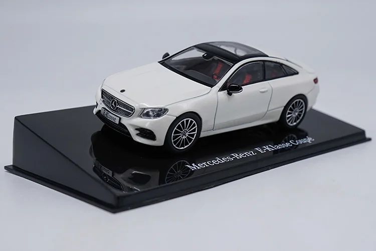 1:43 E300 E-KASE Coupe модель сплава автомобиля статические высокой моделирования металлические модельные автомобили с оригинальной коробкой